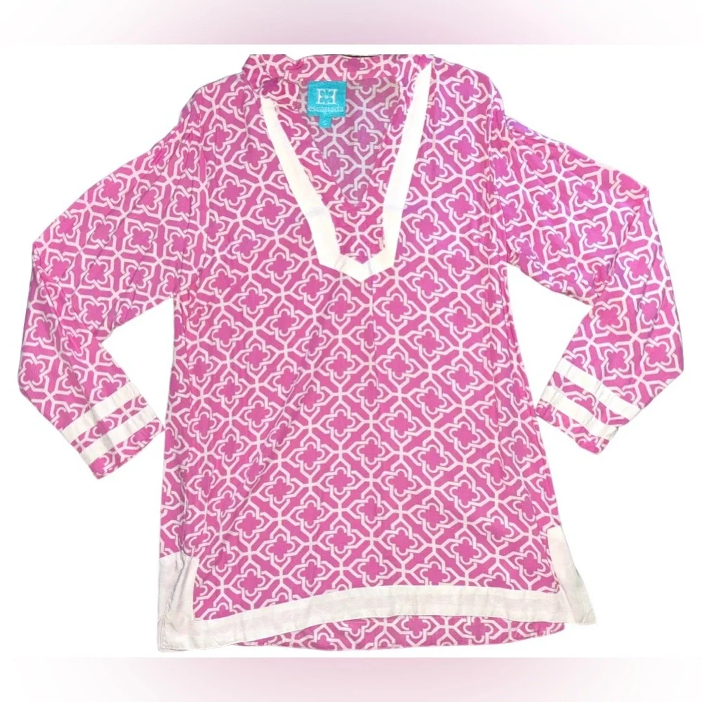 Escapada Pink & White PatternLong Sleeve V-neck Pullover - Picture 1 of 2